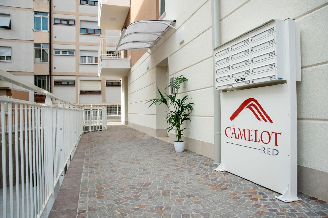 Camelot Red - Appartamenti Verona Buitenkant foto